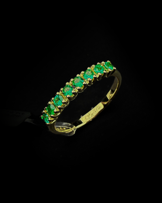 Smaragdų juostelės žiedas